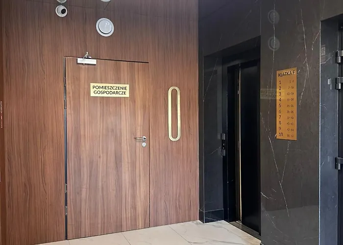 Sun Orange Daire Gdansk